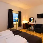 Vesteralen & Kysthotell 3*